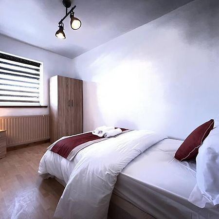 Park Terrace Professional Let Villa Bedlington Exteriör bild